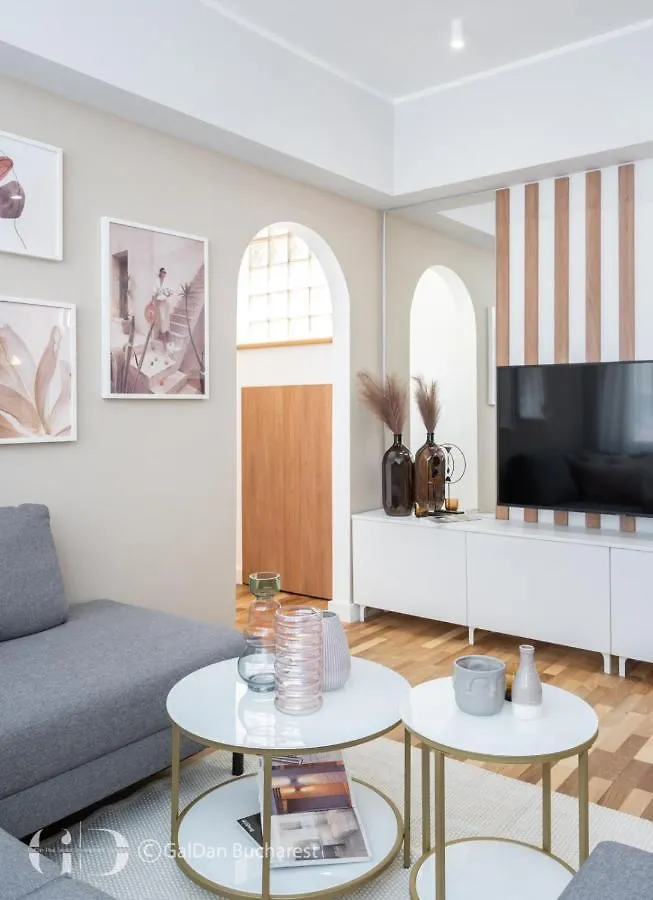 Old Town Bucharest, Lovely 2 Bedrooms Apartment Bukarest